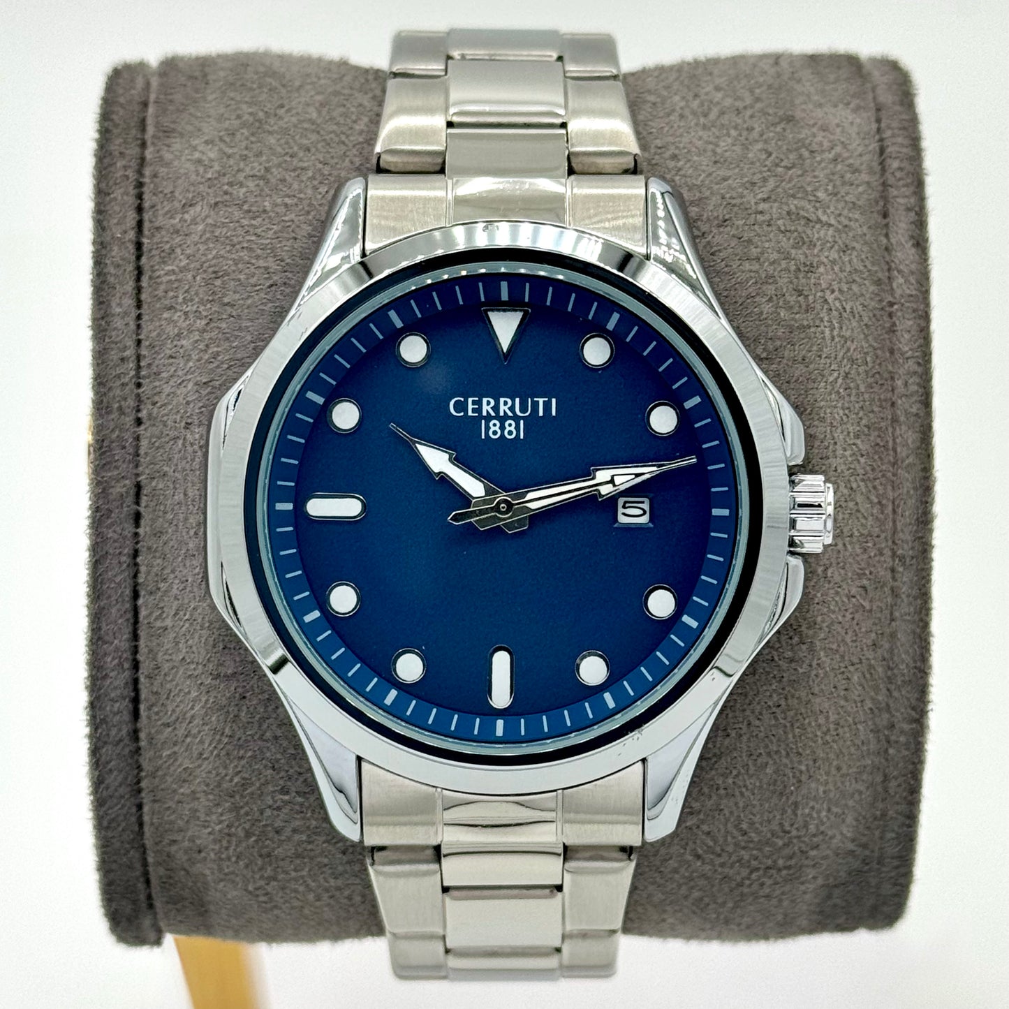 Cerruti 1881 – Élégance Italienne