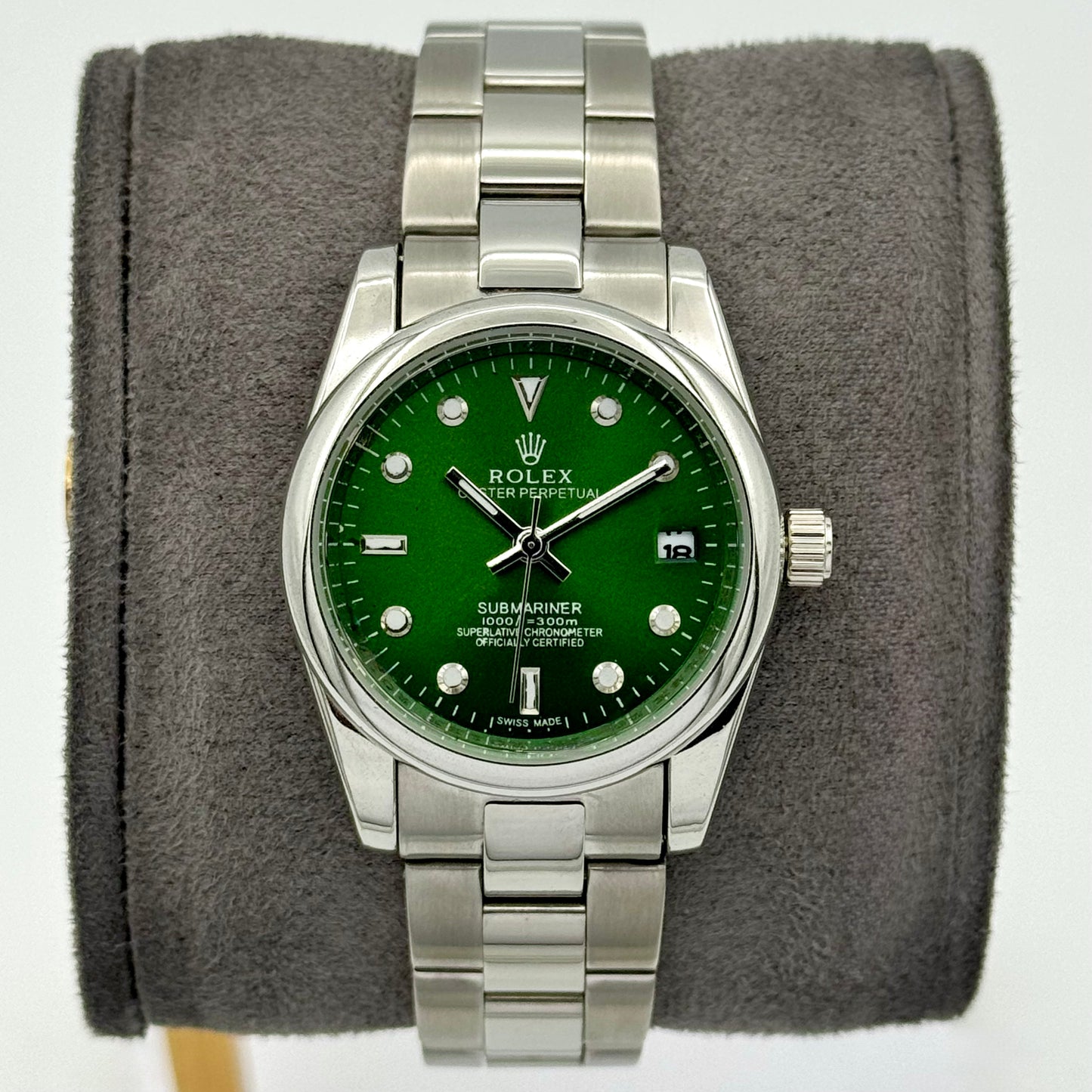 Rolex Oyster Perpetual 32MM Cadran Rouge