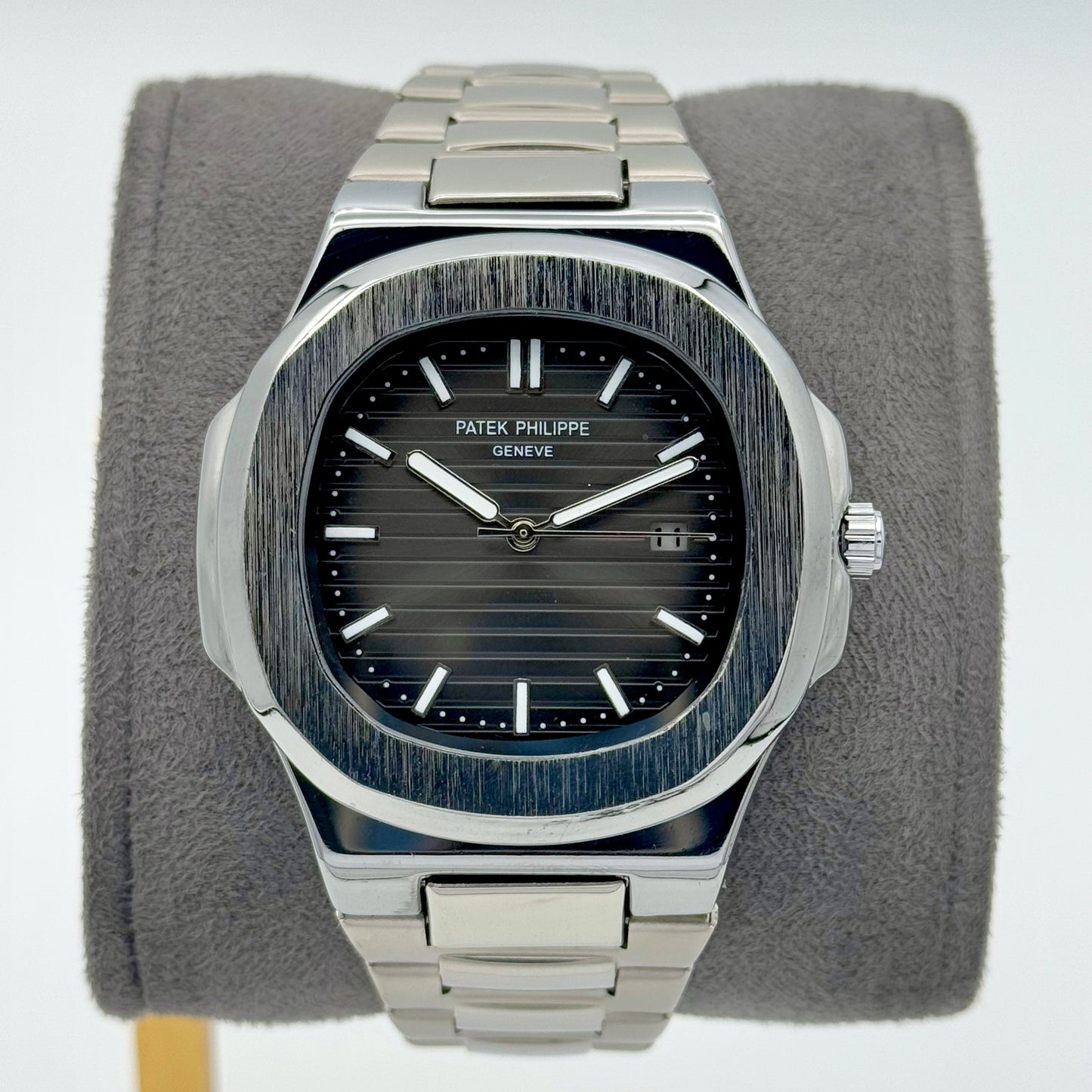 PATEK PHILIPPE NAUTILUS